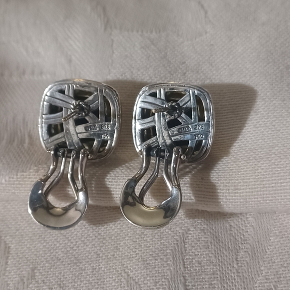 * Host Pick!* David Yurman Albion Onyx Earrings, SS & 18k, Omega Back - Picture 6 of 11